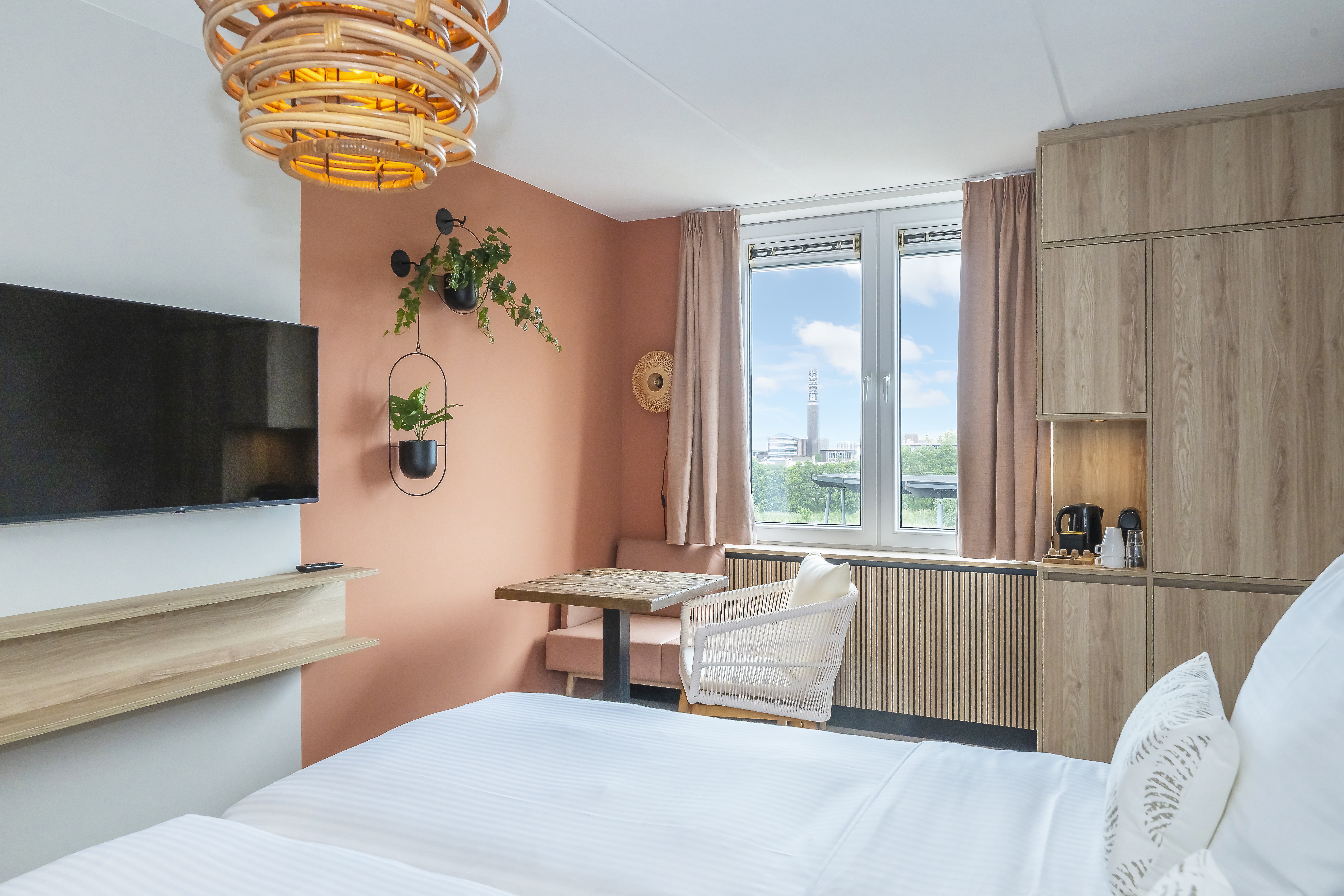 Gerenoveerde kamer aan de achterzijde